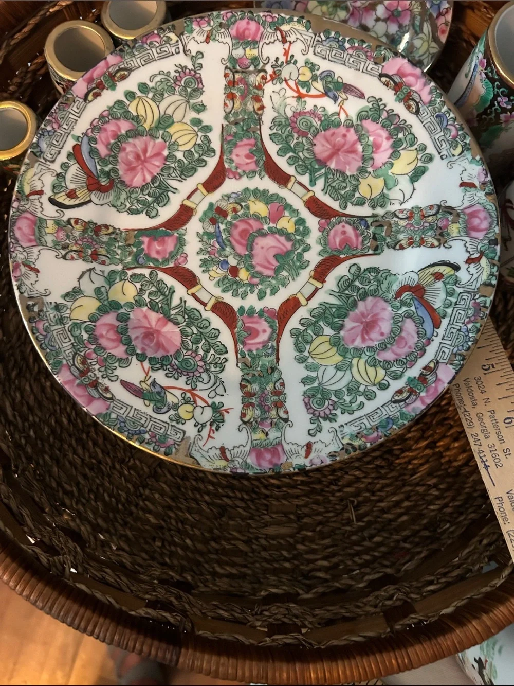 Famille Rose Medallion Chinese Porcelain  8”. Dessert Plate in Pink and Green EU
